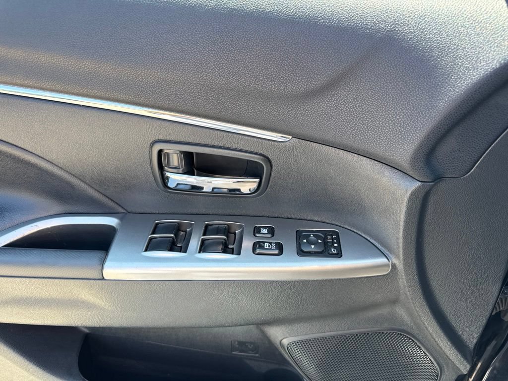 Used 2024 Mitsubishi Outlander Sport SE AWD/4WD image 10
