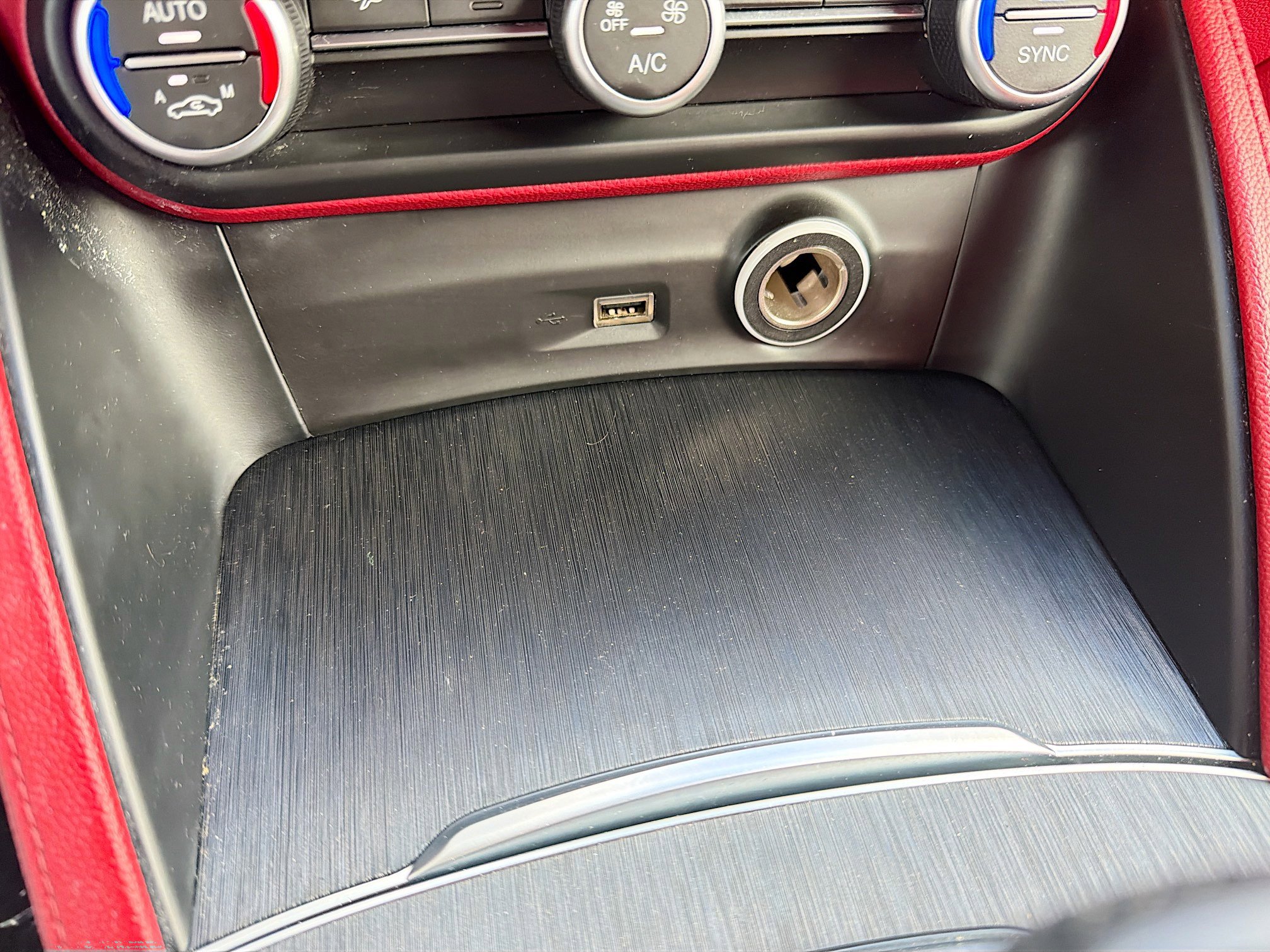 Used 2020 Alfa Romeo Stelvio Base image 30