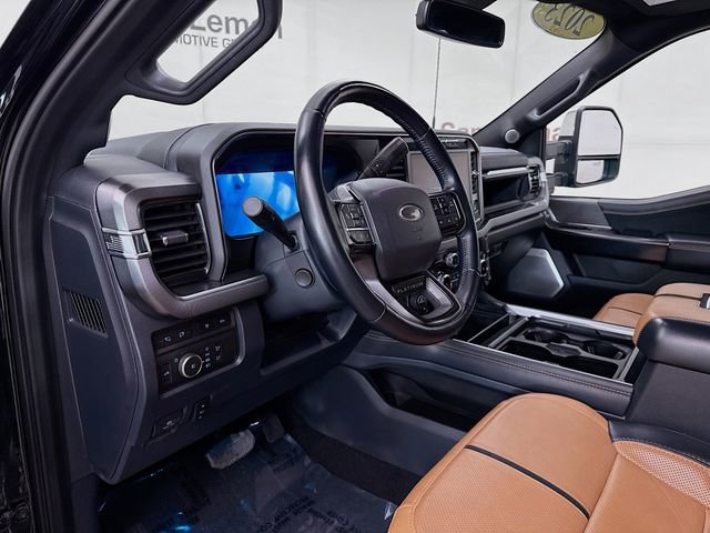 Used 2023 Ford F350 Platinum w/ Tremor Off-Road Package image 9