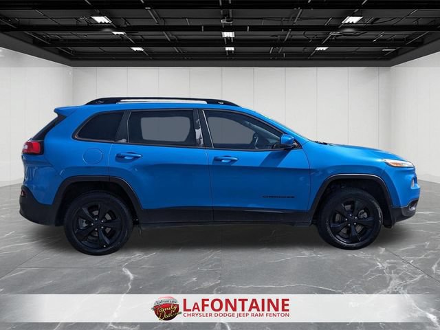 Used 2018 Jeep Cherokee Limited w/ Luxury Group FWD image 6