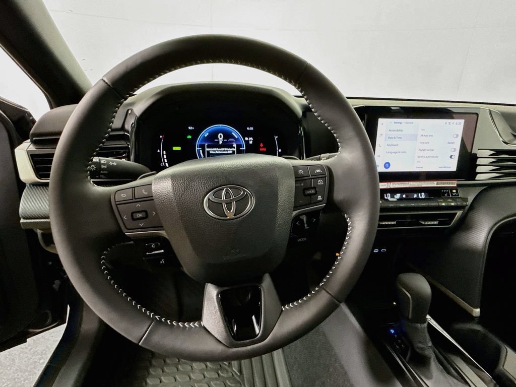 New 2026 Toyota Camry SE w/ Convenience Package FWD image 11