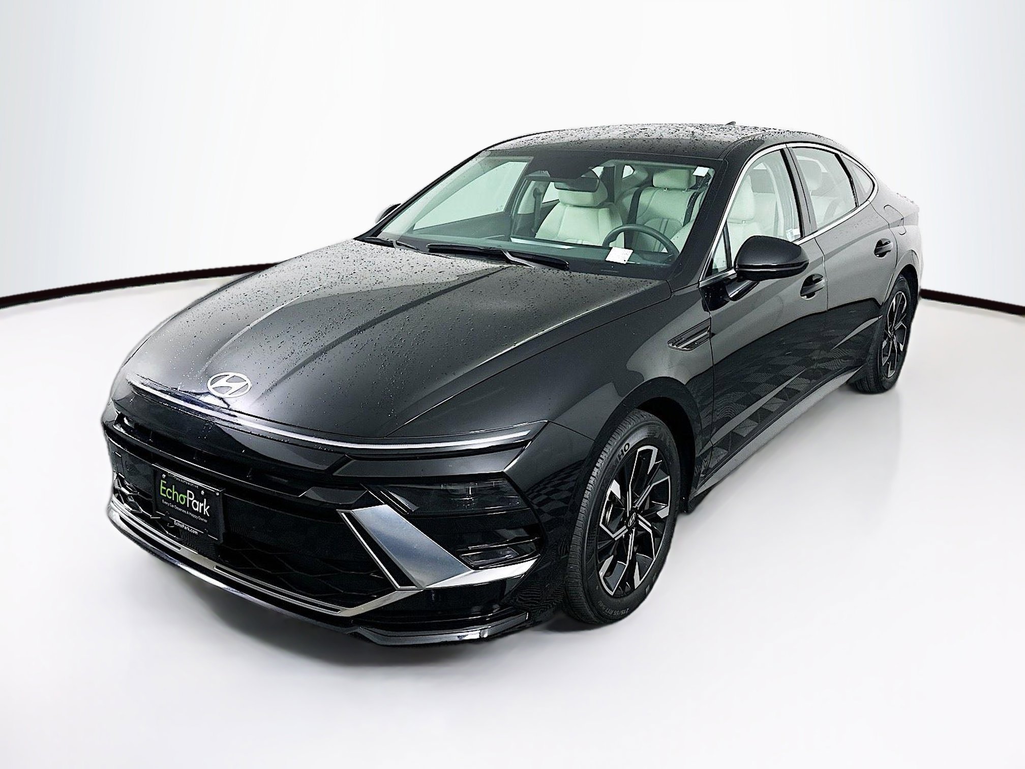 Used 2025 Hyundai Sonata SEL FWD image 3