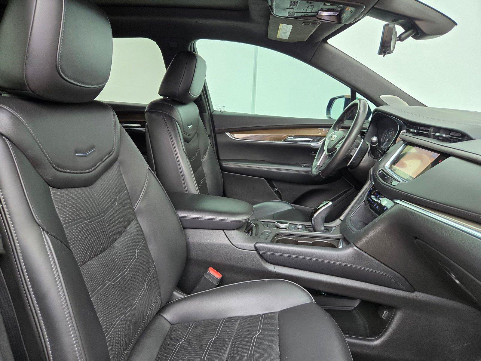 Used 2020 Cadillac XT5 Sportv w/ Platinum Package AWD/4WD image 29