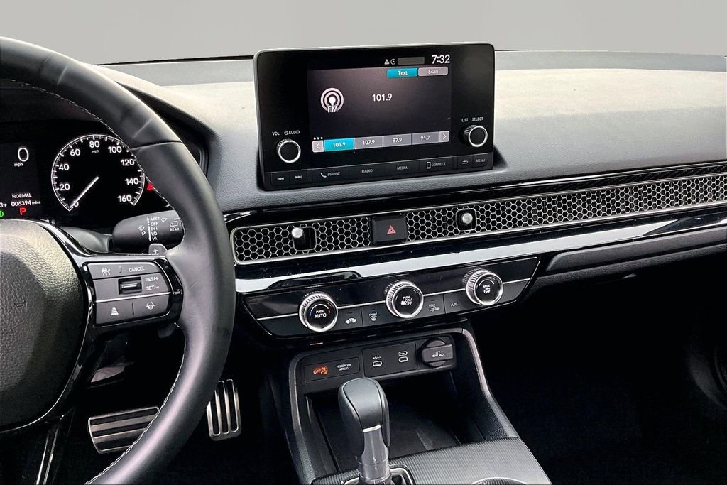 Used 2025 Honda Civic Sport image 10
