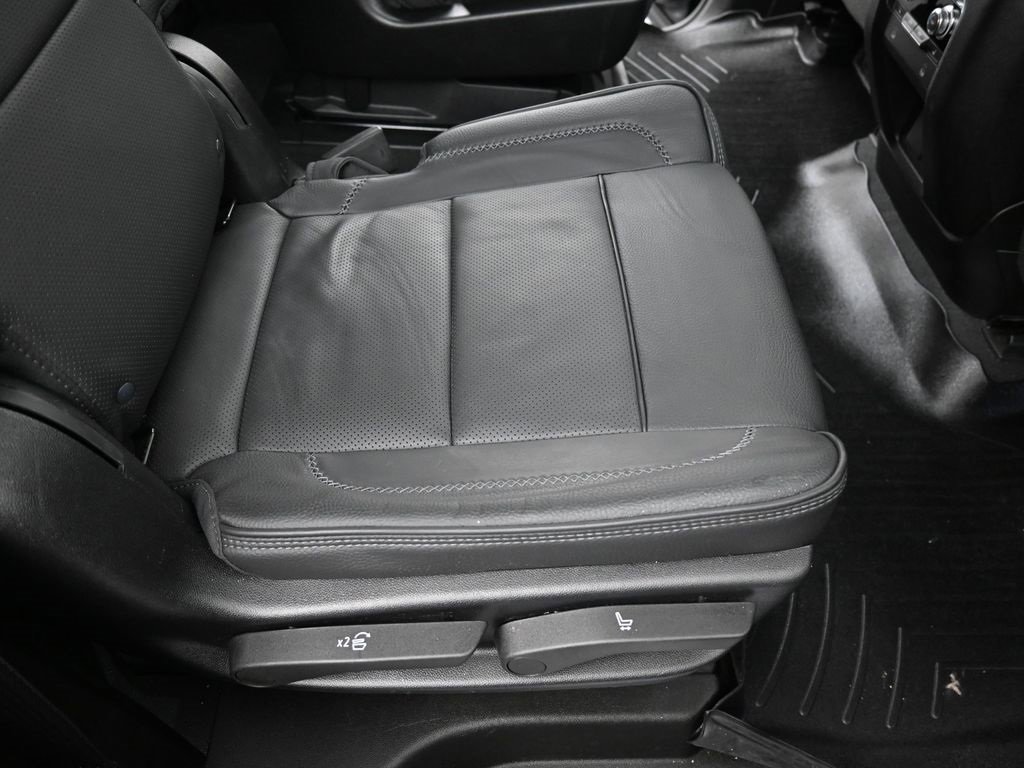 Used 2022 GMC Yukon Denali w/ Max Trailering Package image 33