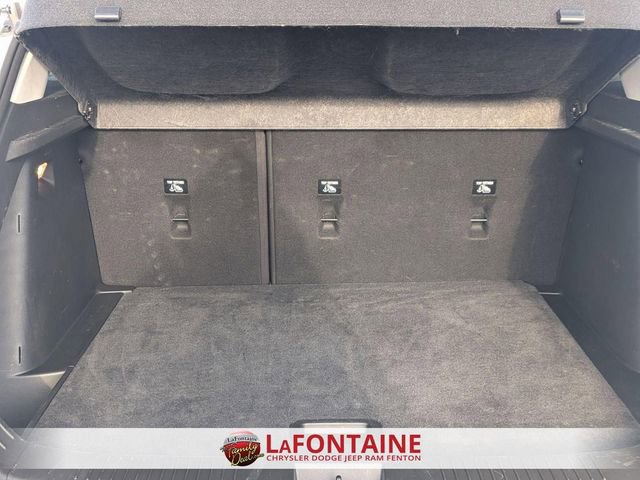 Used 2025 Chevrolet Trax LT image 28