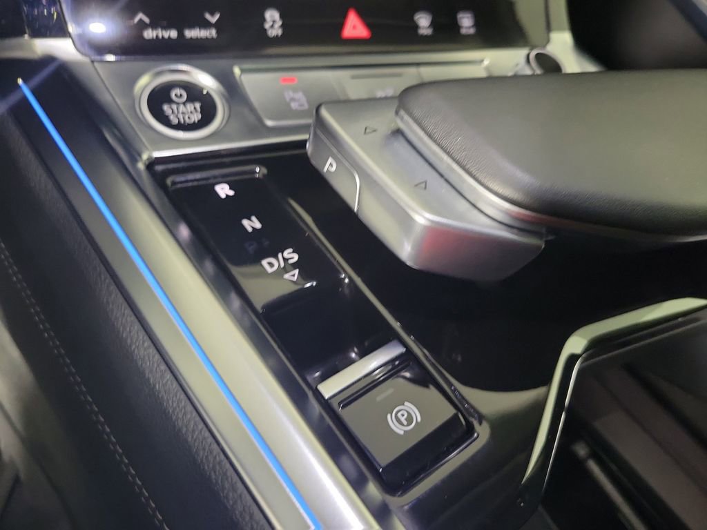 Used 2024 Audi Q8 e-tron Prestige w/ Prestige Package AWD/4WD image 31
