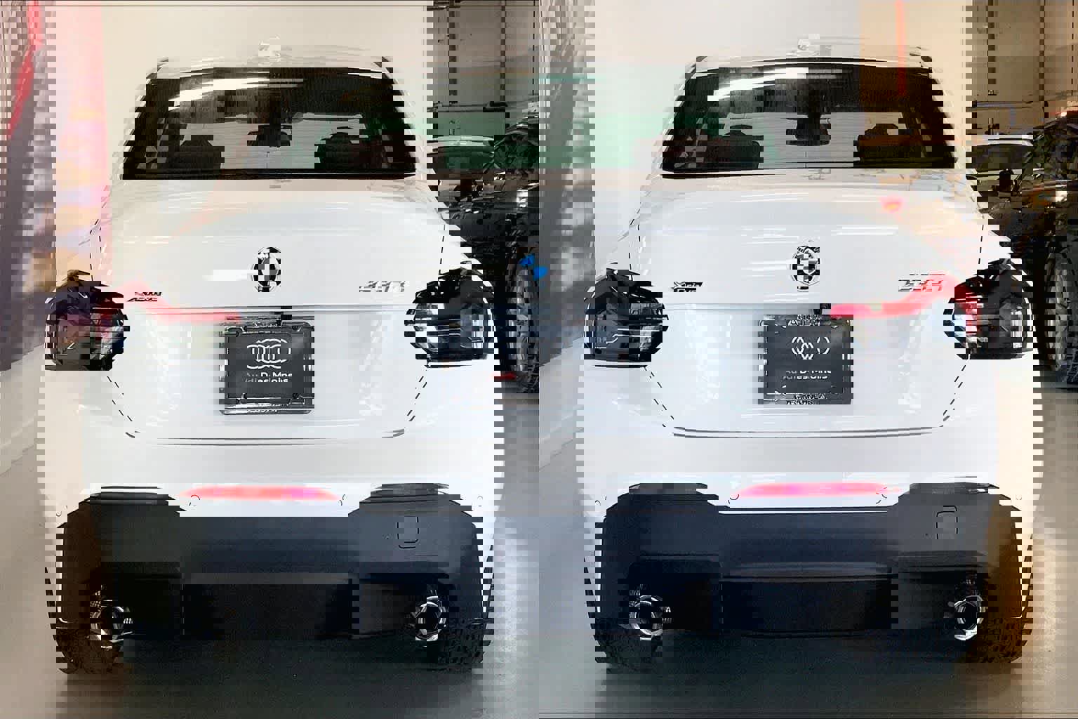 Used 2025 BMW 230i xDrive Coupe w/ Convenience Package image 5