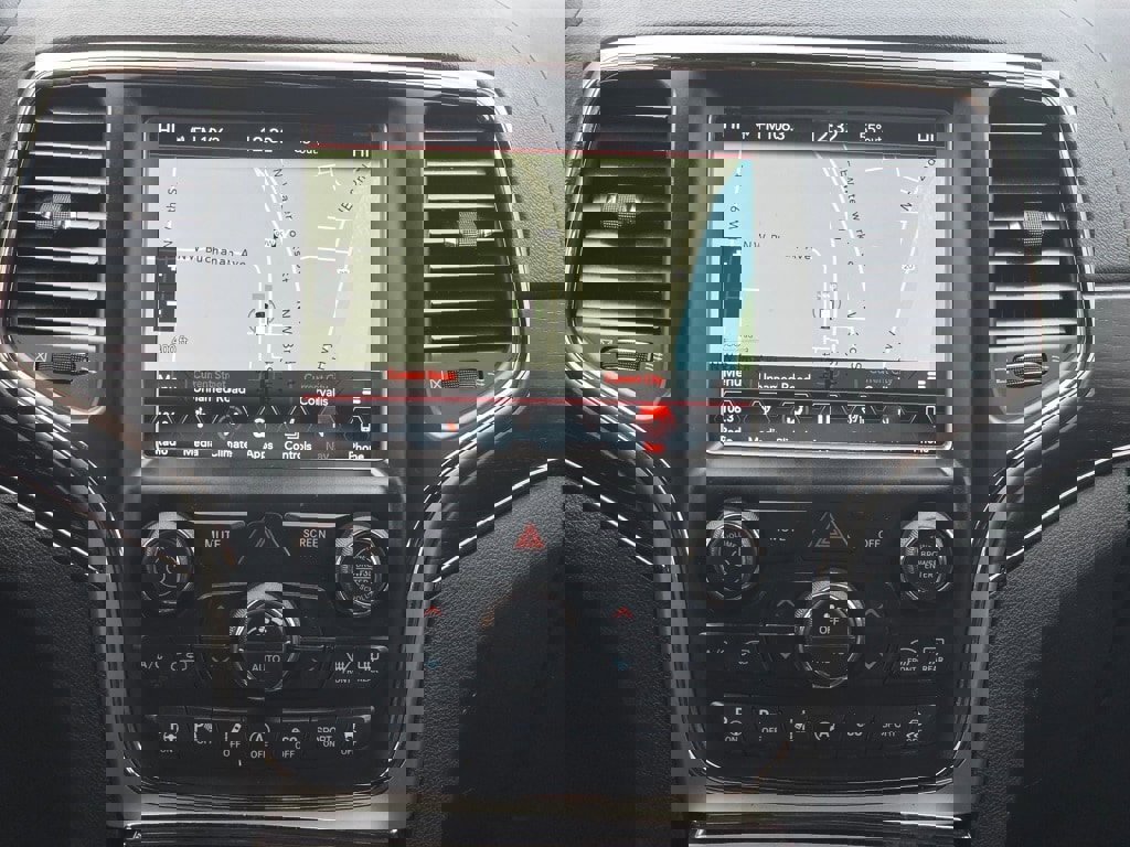 Used 2018 Jeep Grand Cherokee High Altitude image 12