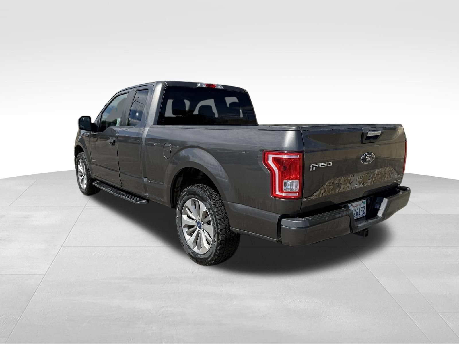 Used 2017 Ford F150 XL w/ Equipment Group 101A Mid RWD image 5