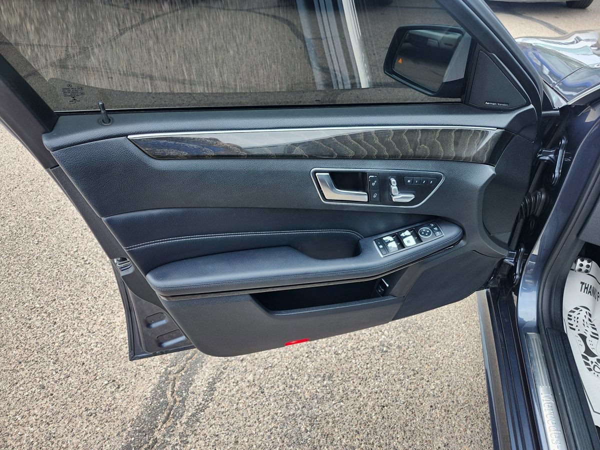 Used 2016 Mercedes-Benz E 350 Sedan w/ Premium Package image 13