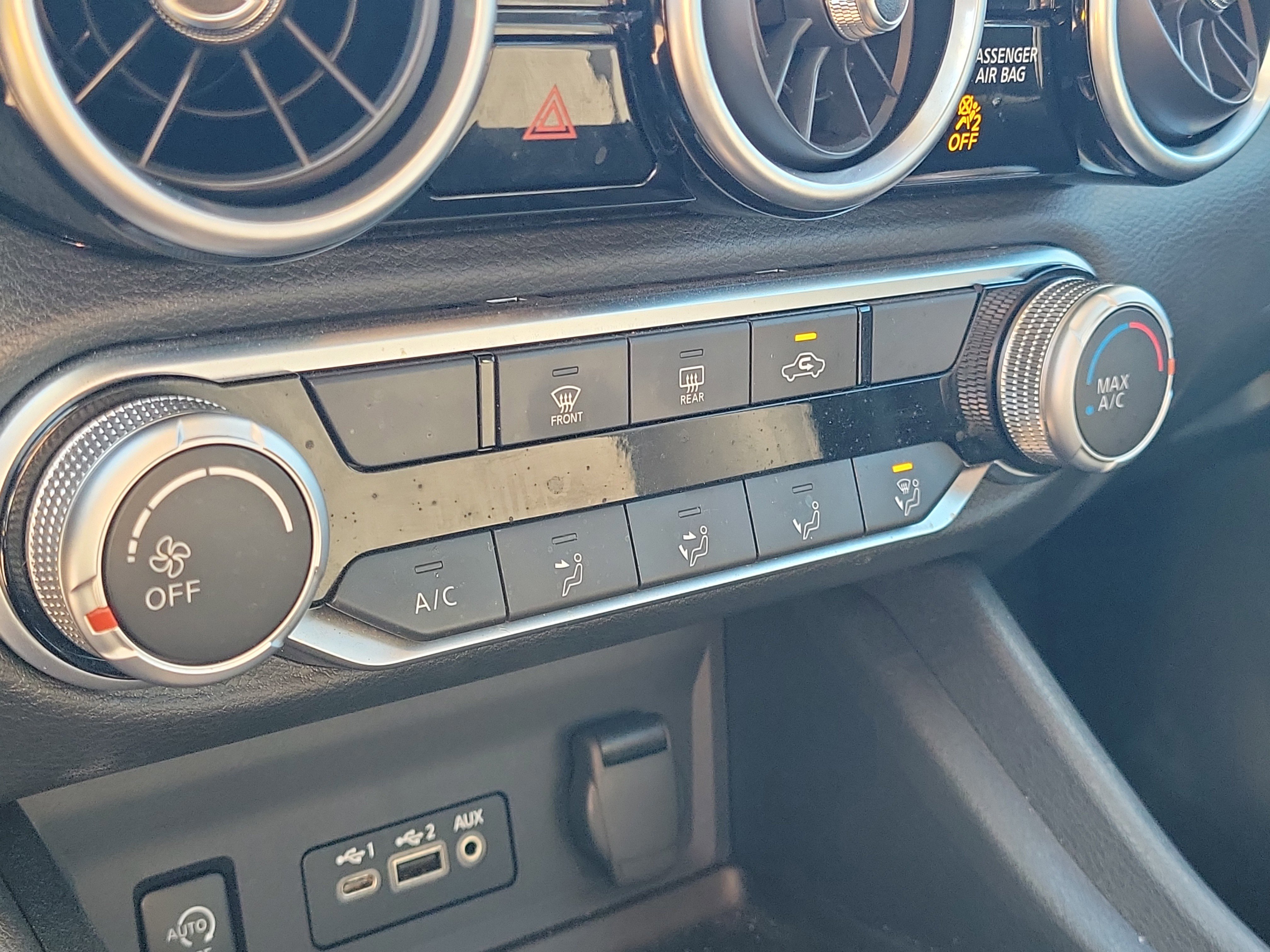 Certified 2024 Nissan Sentra SV image 27