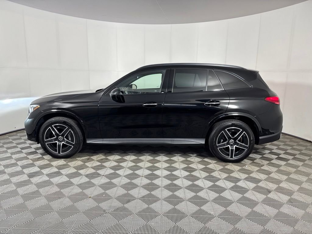 Certified 2026 Mercedes-Benz GLC 300 4MATIC image 2