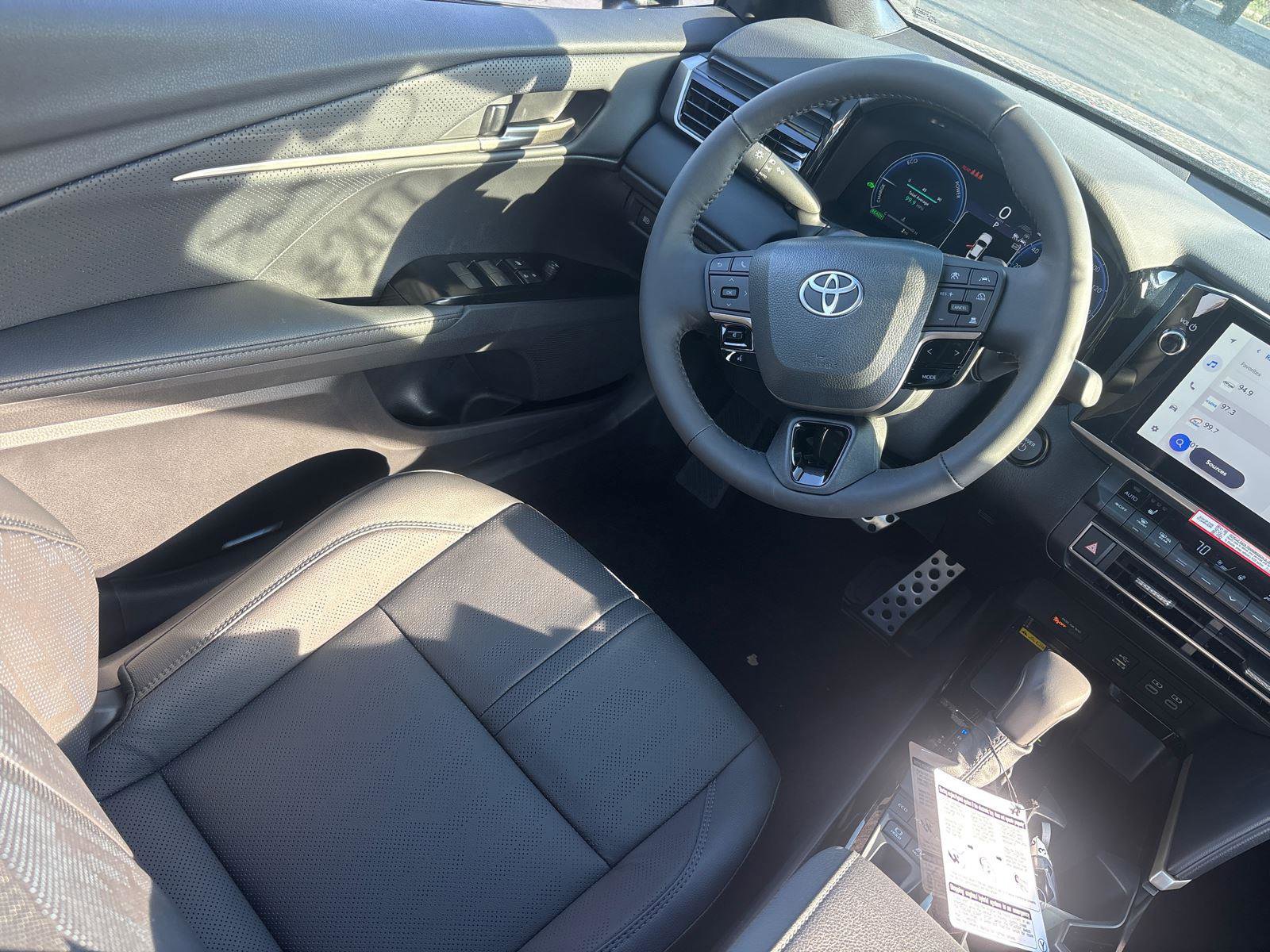 Used 2026 Toyota Camry XSE FWD image 14