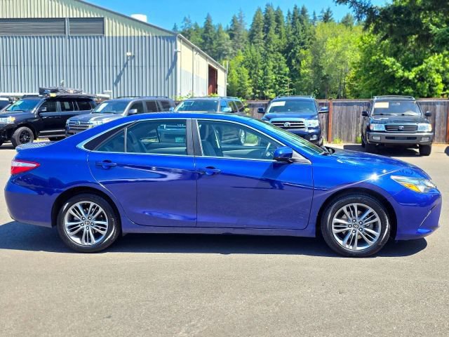 Used 2015 Toyota Camry SE FWD image 9
