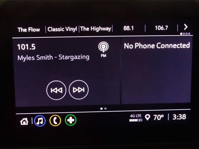 Used 2024 Chevrolet Trax LS image 32