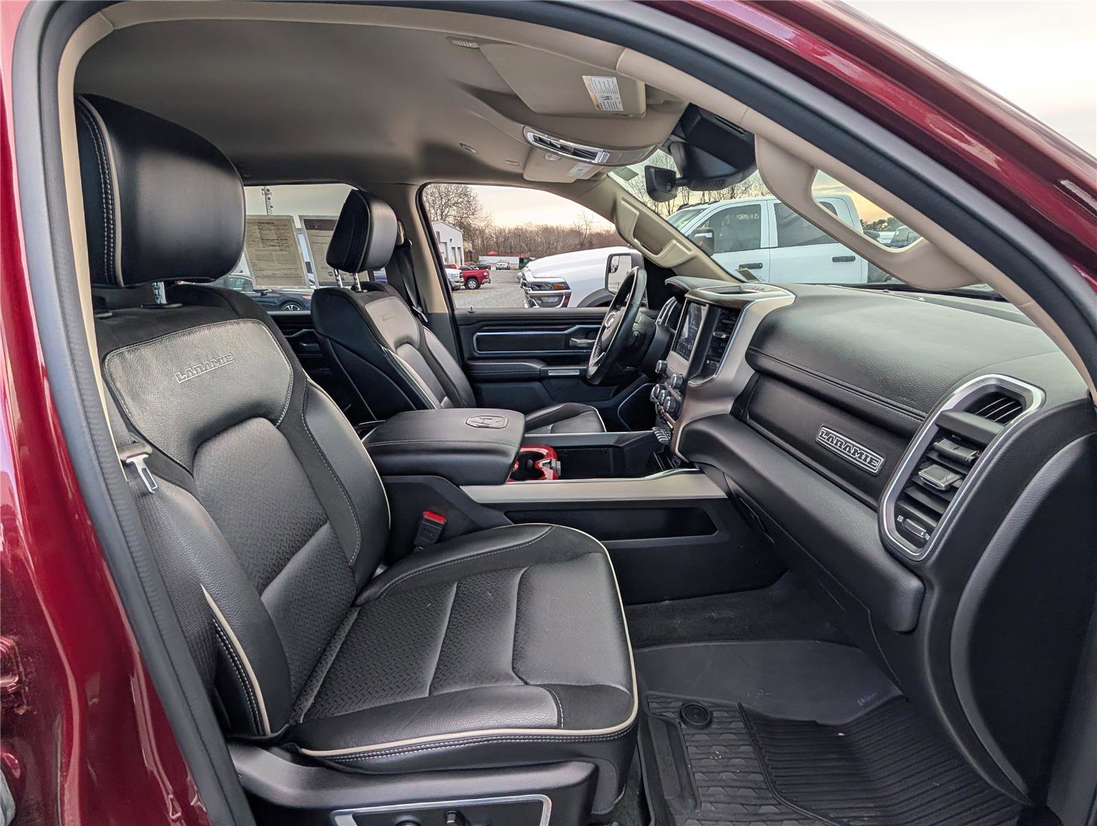 Used 2021 RAM 1500 Laramie image 11