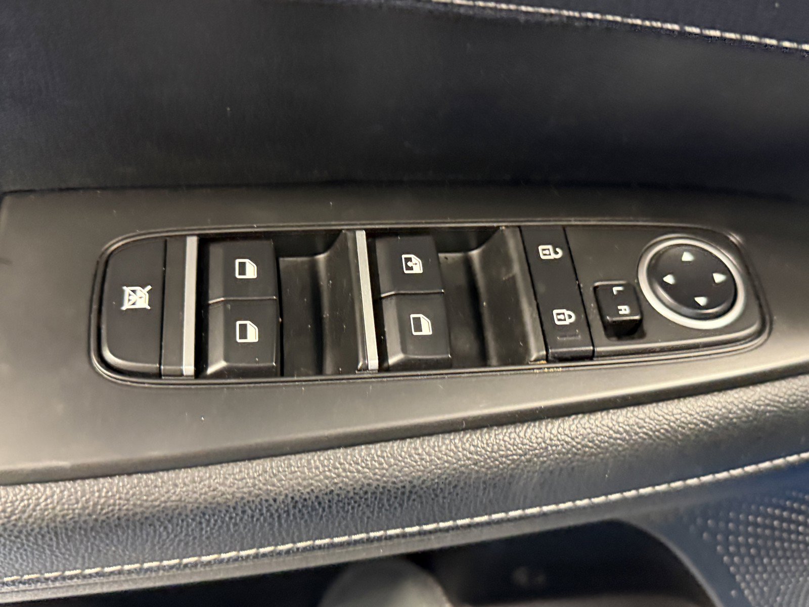 Used 2023 Kia Forte GT-Line w/ GT-Line Premium Package FWD image 23