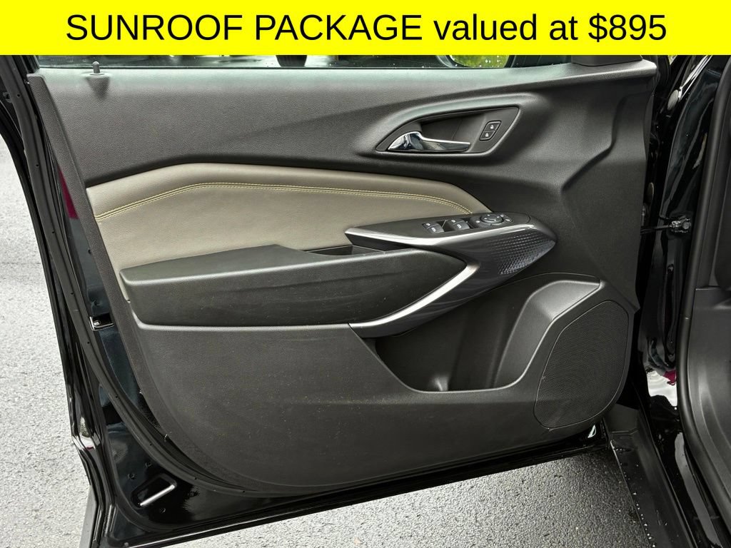 Used 2024 Chevrolet Trax ACTIV w/ Sunroof Package FWD image 3