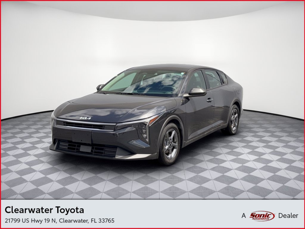 Used 2025 Kia K4 FWD image 1