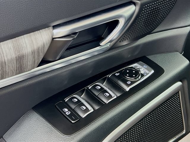 Certified 2025 Kia Telluride EX w/ EX Captain's Chair Package FWD image 18