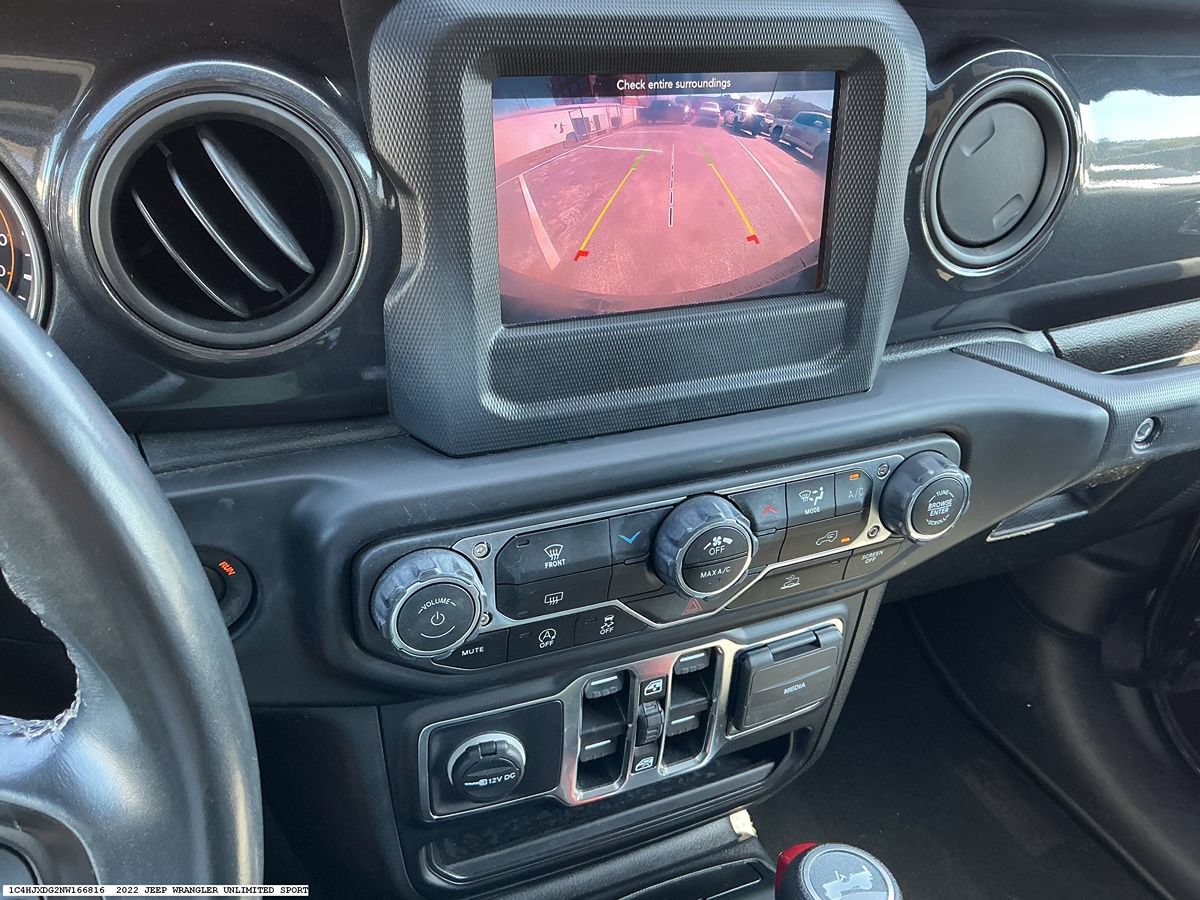 Used 2022 Jeep Wrangler Unlimited Sport AWD/4WD image 13