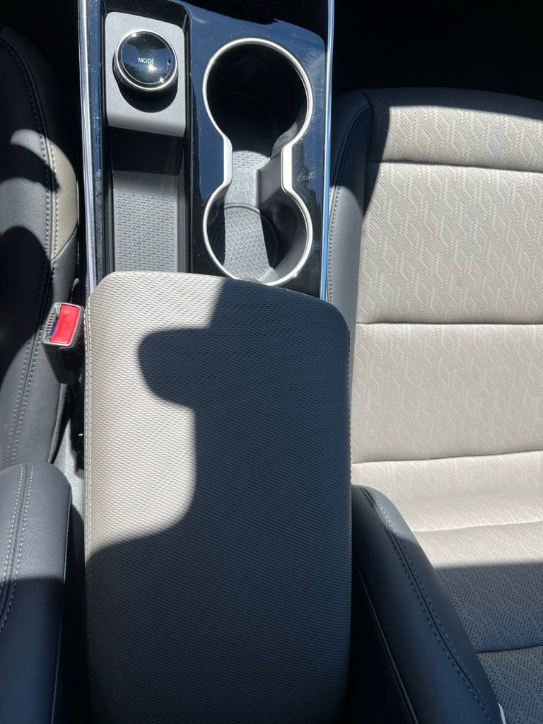 New 2026 Chevrolet Equinox LT w/ Convenience Package II image 15