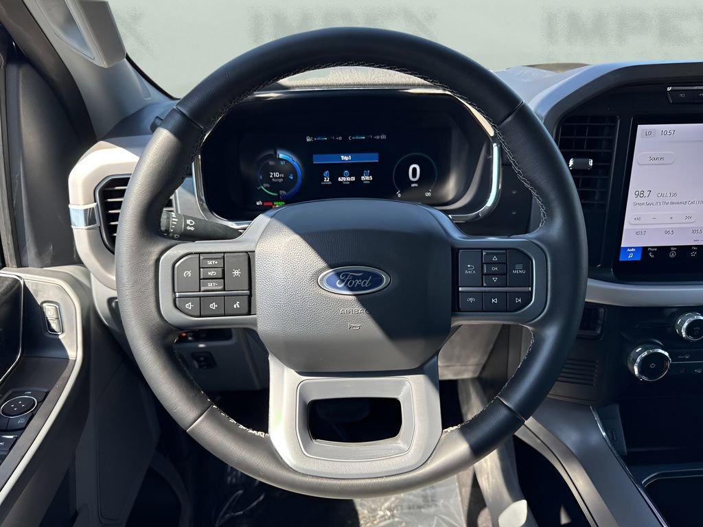 Used 2023 Ford F150 Lightning XLT AWD/4WD image 13