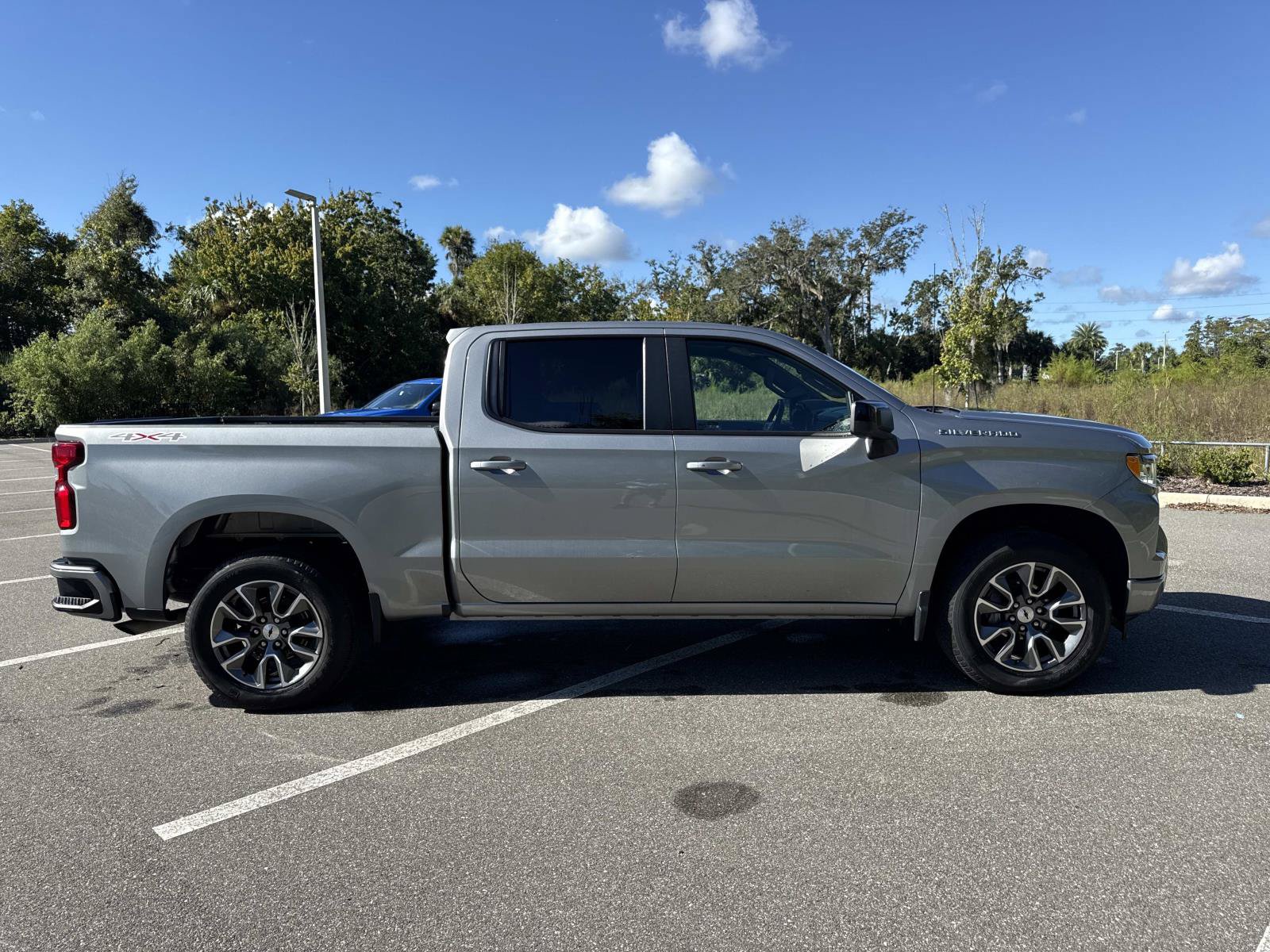 Used 2024 Chevrolet Silverado 1500 RST AWD/4WD image 2