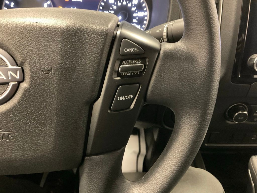 Used 2024 Nissan Frontier SV image 19