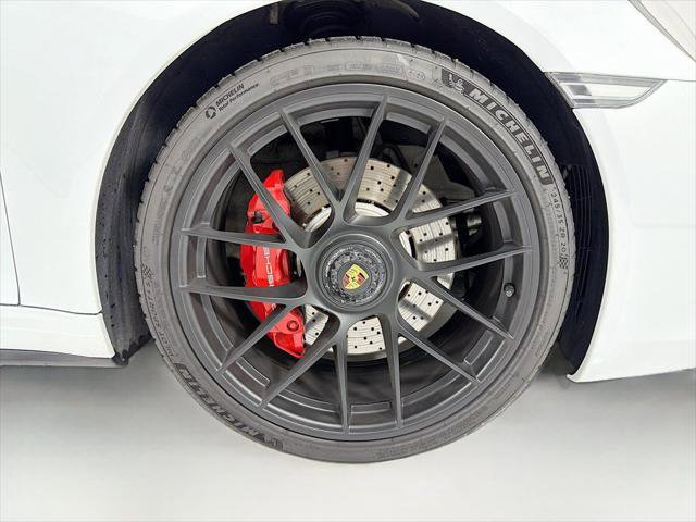 Certified 2019 Porsche 911 Targa 4 GTS AWD/4WD image 45