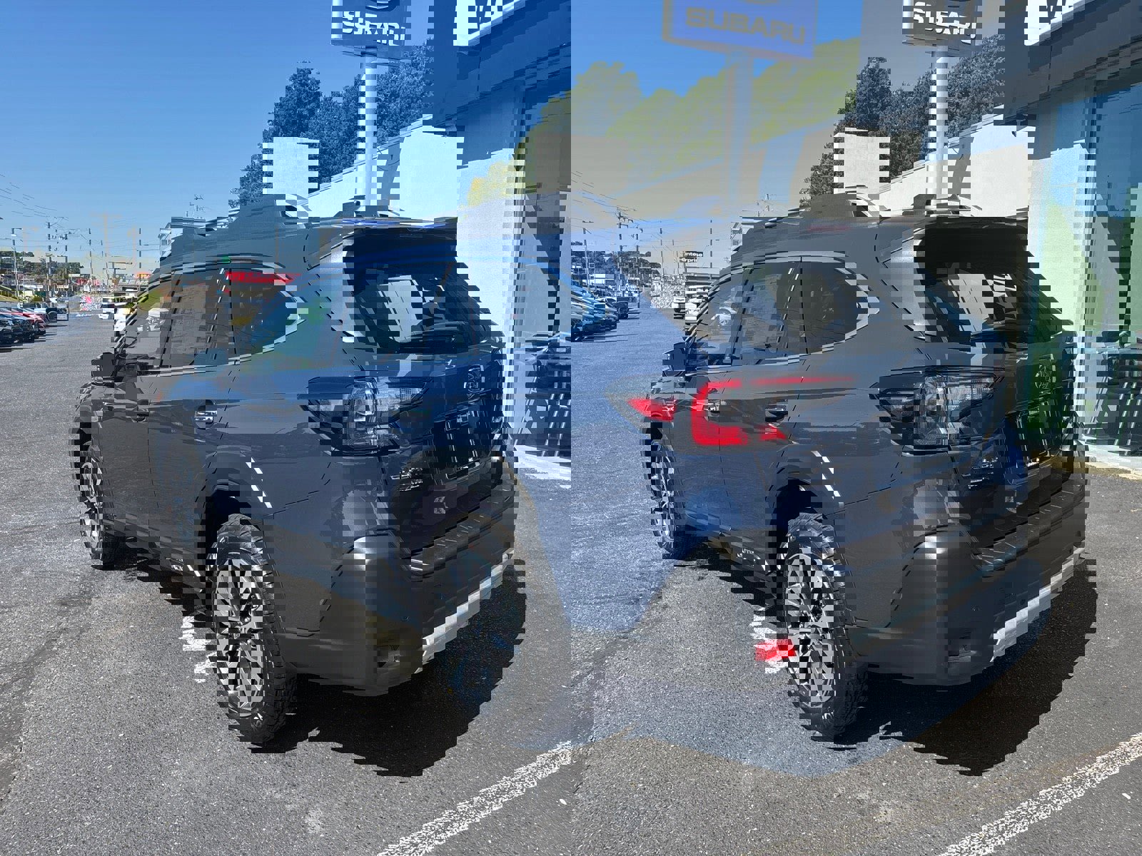 New 2025 Subaru Outback Touring XT image 2