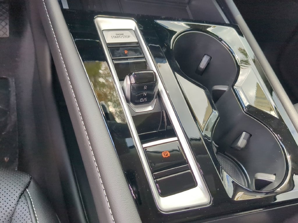 New 2026 Volkswagen Atlas SE FWD image 28