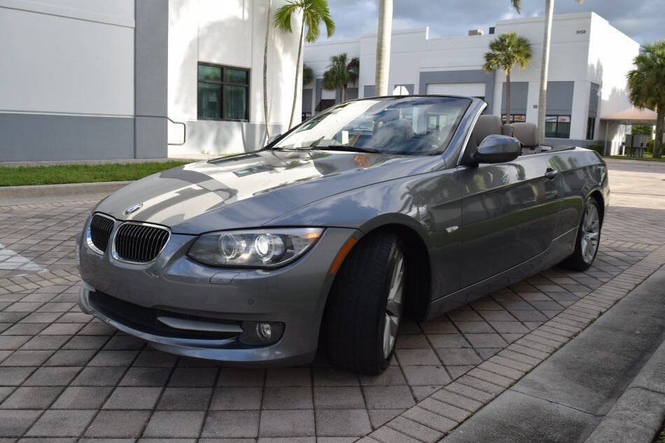 Used 2013 BMW 328i Convertible RWD image 37