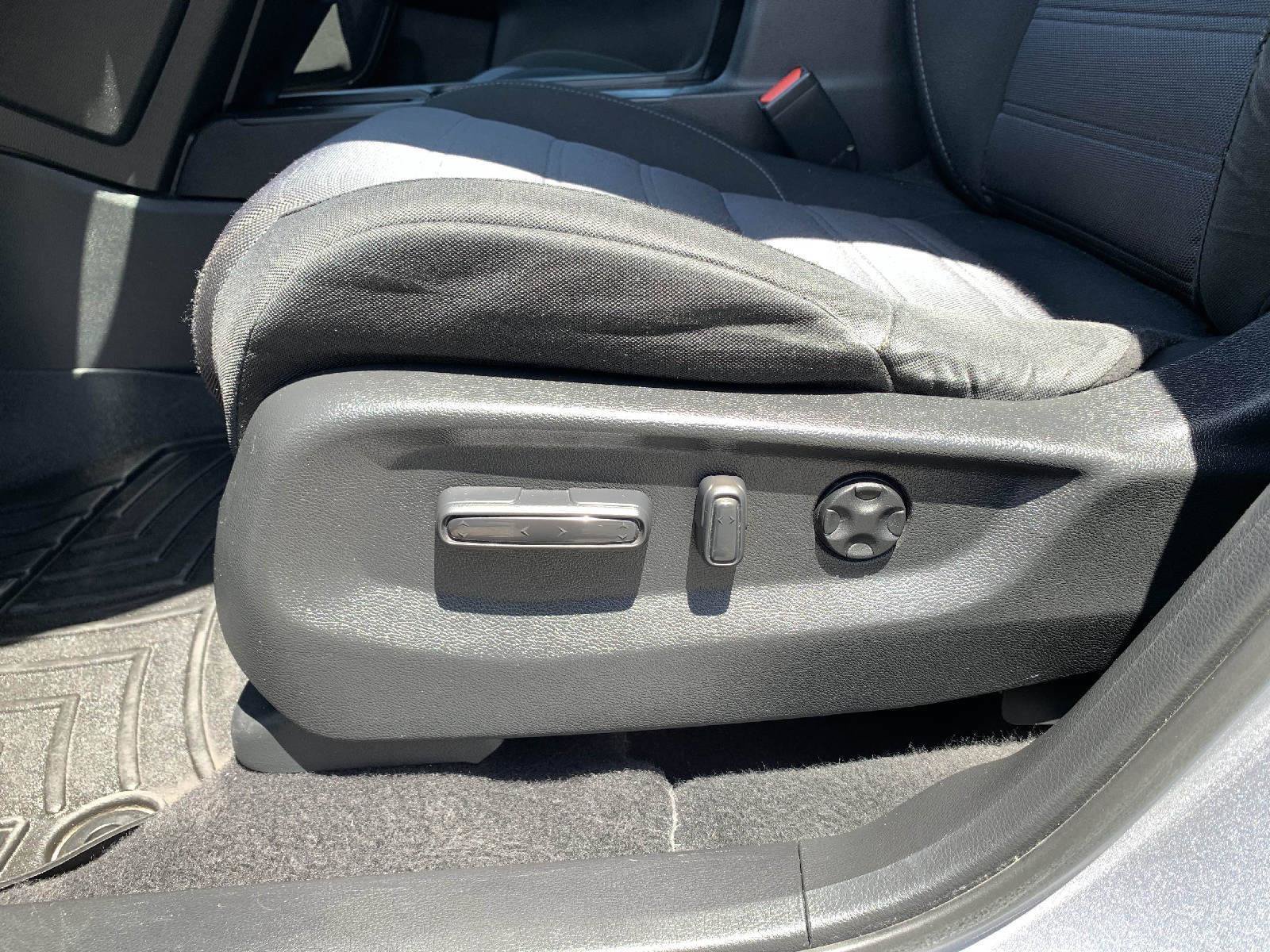 Used 2018 Honda CR-V EX image 31