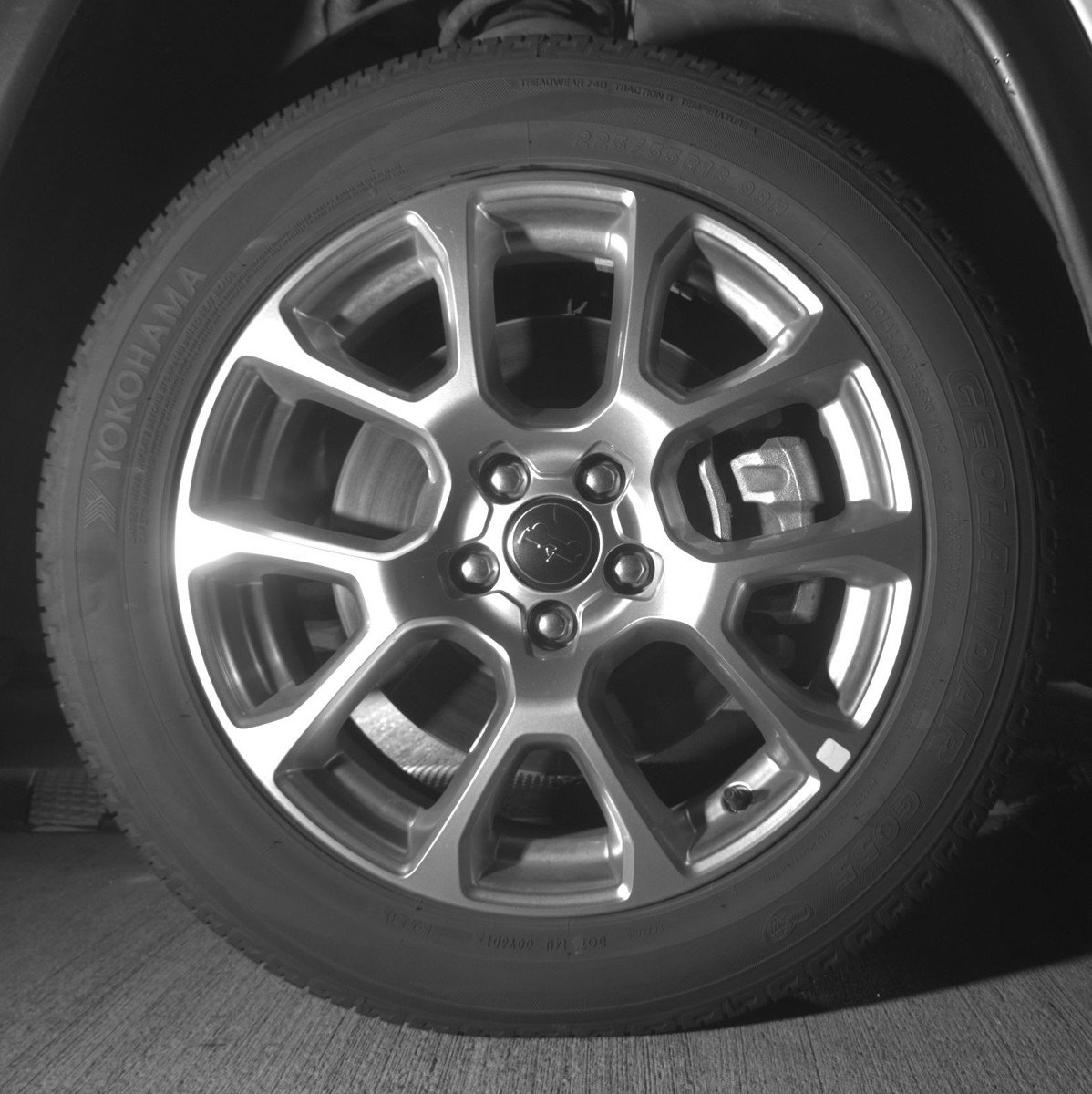 Used 2025 Jeep Compass Limited image 13