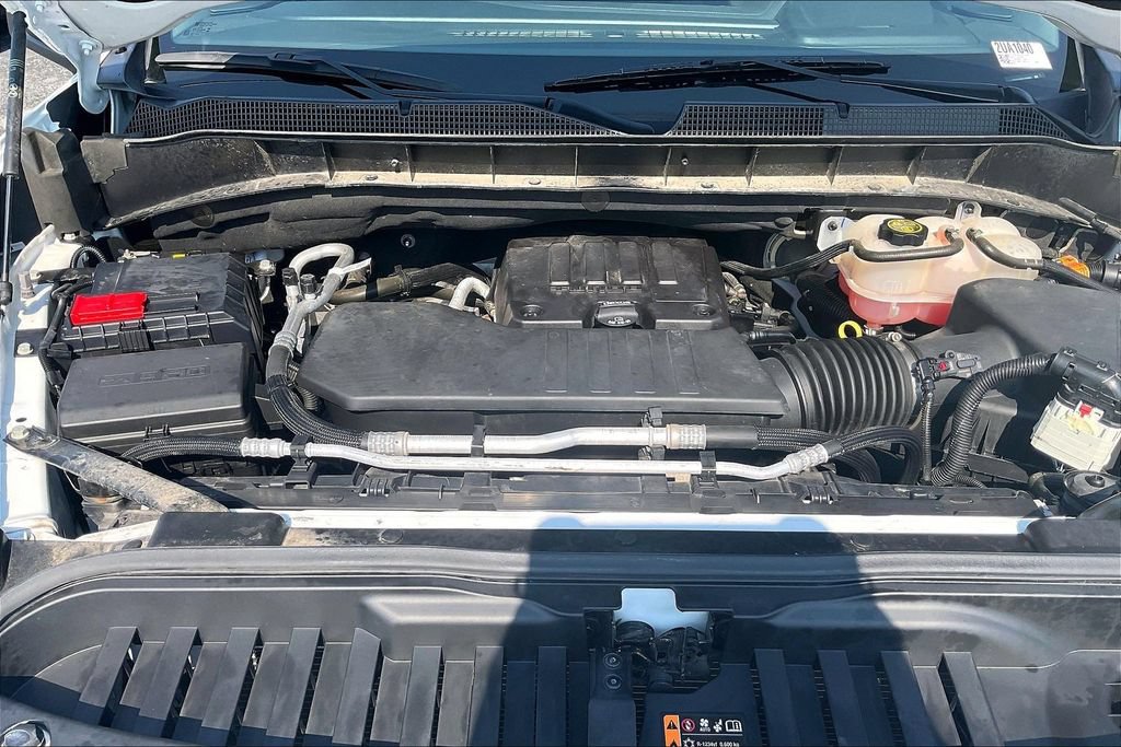 Used 2023 Chevrolet Silverado 1500 LT AWD/4WD image 30