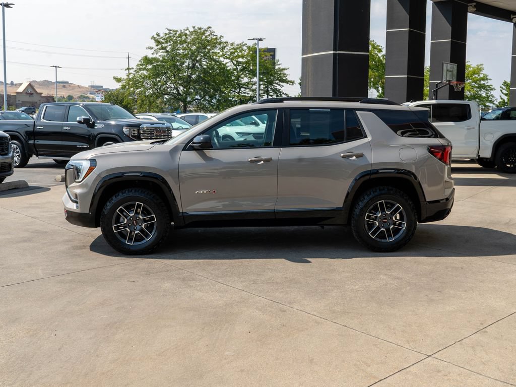 Certified 2026 GMC Terrain AT4 AWD/4WD image 4