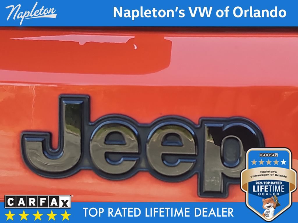 Used 2017 Jeep Renegade Altitude AWD/4WD image 32