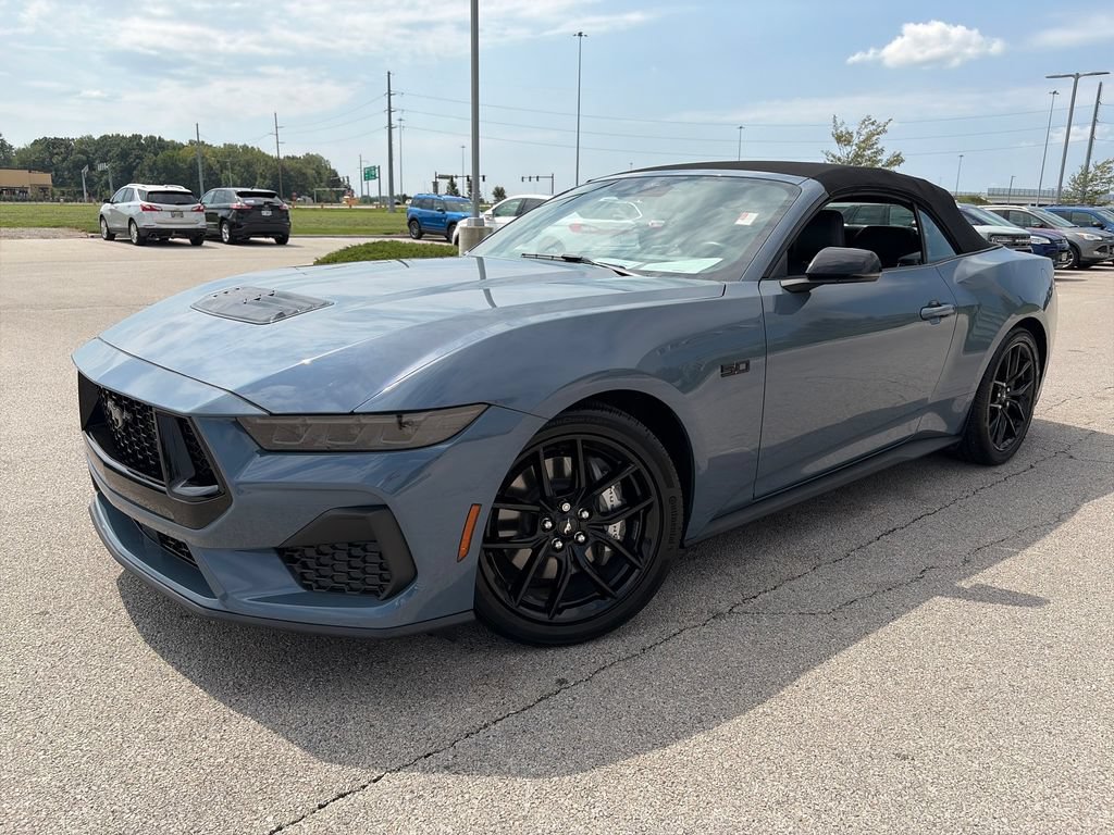 Used 2024 Ford Mustang GT Premium RWD image 3