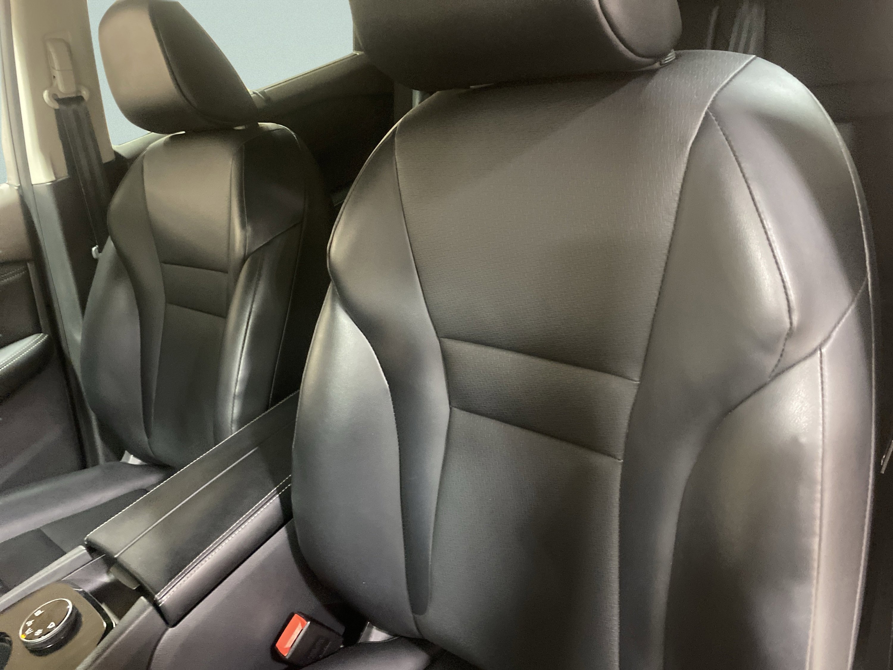 Used 2023 Nissan Rogue SV w/ SV Premium Package AWD/4WD image 14