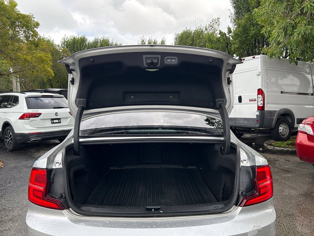 Used 2019 Volvo S90 T5 Momentum AWD/4WD image 40