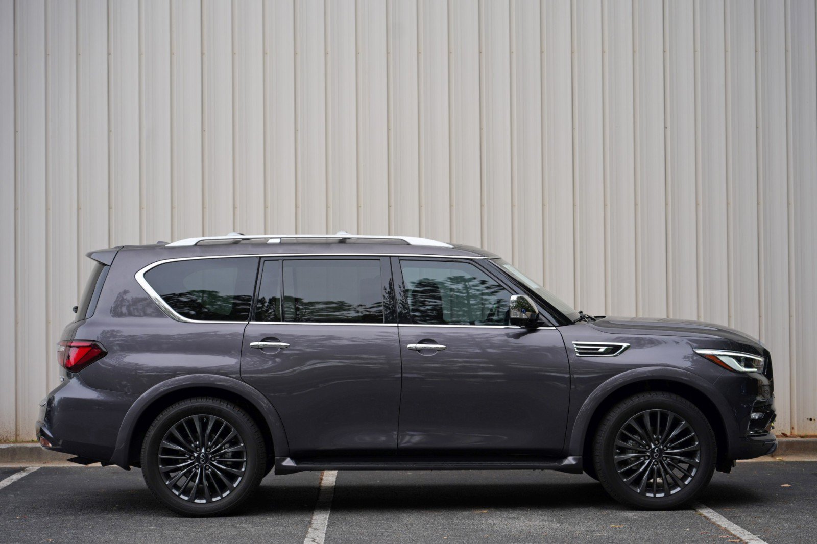 Used 2022 INFINITI QX80 Sensory w/ All-Season Package AWD/4WD image 54
