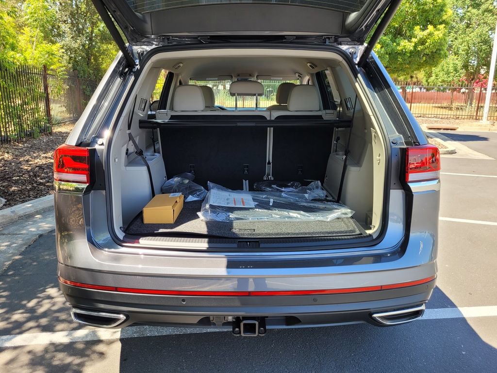 New 2025 Volkswagen Atlas SE FWD image 27