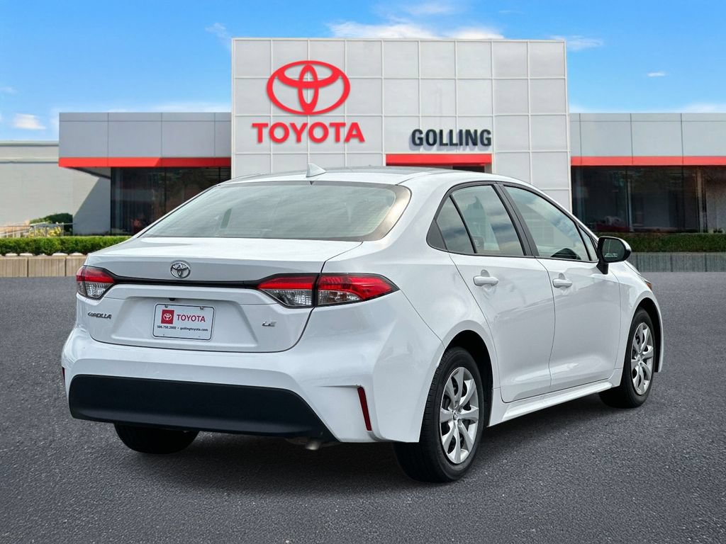 Used 2025 Toyota Corolla LE FWD image 5