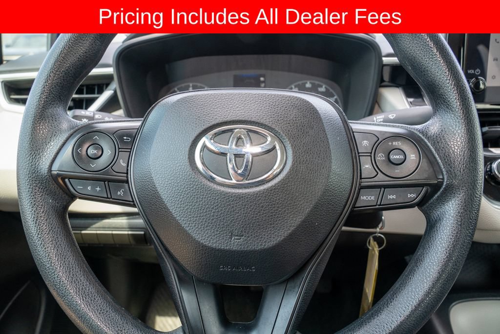 Used 2023 Toyota Corolla LE FWD image 17
