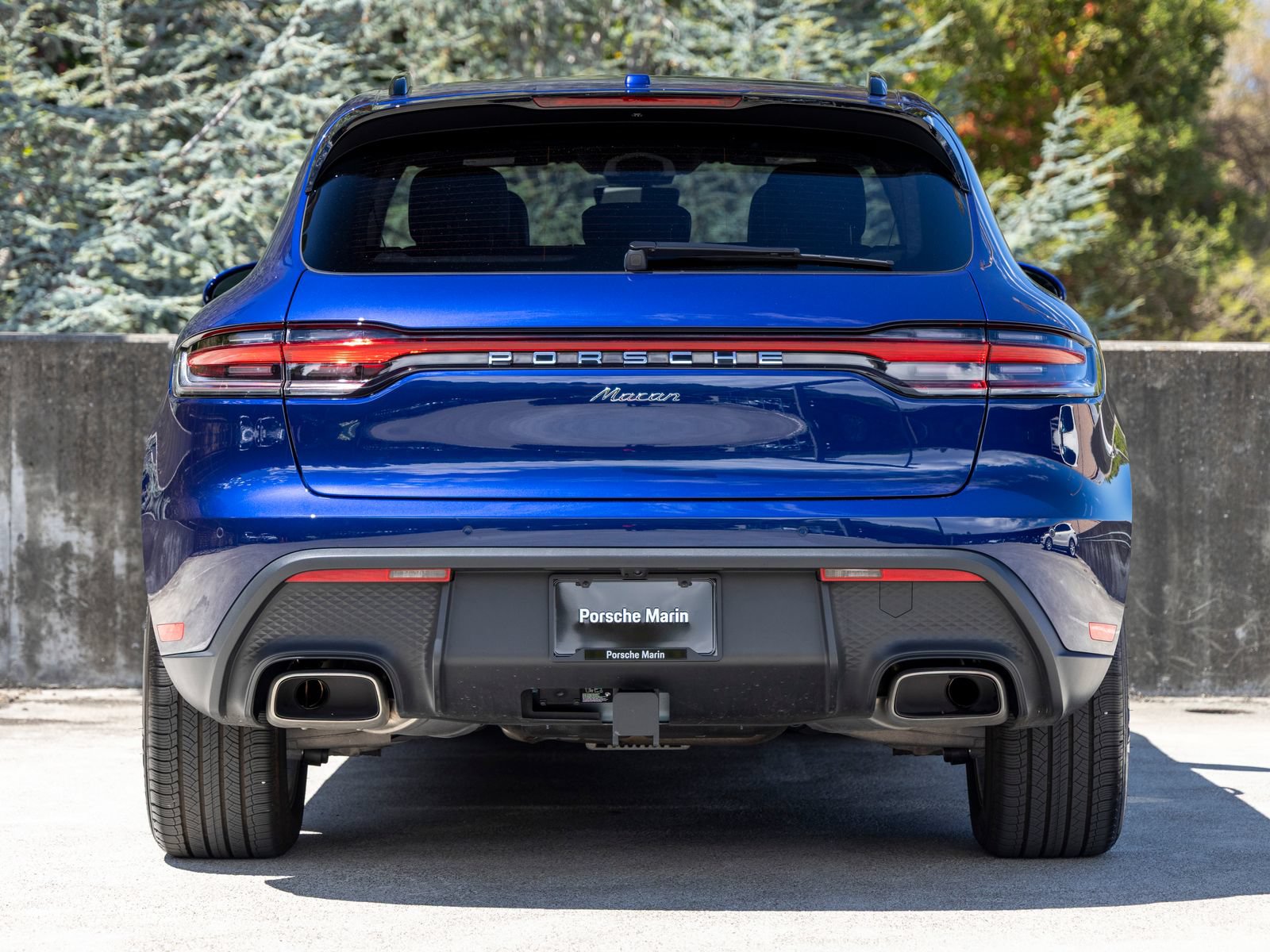 Certified 2026 Porsche Macan AWD/4WD image 10