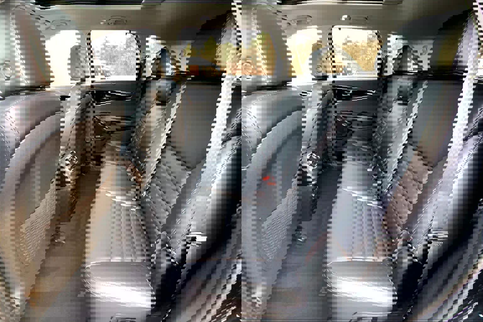 Used 2019 Kia Sorento SX image 20