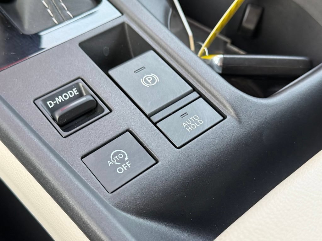 Used 2026 Nissan Sentra SL w/ Floor Mat Package FWD image 28