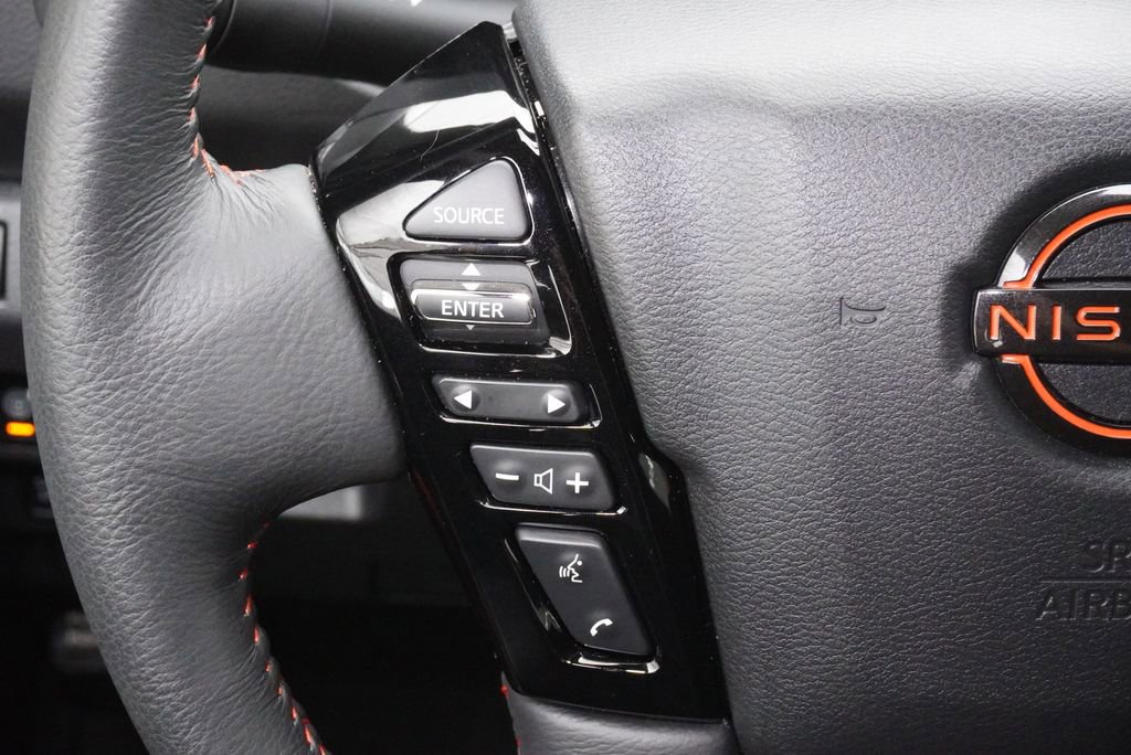 Used 2025 Nissan Frontier PRO-4X AWD/4WD image 20